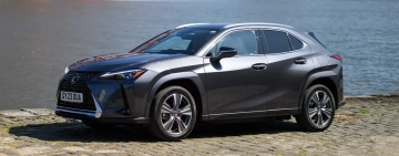 Lexus’un Elektrikli Vedası ve Yeni Umudu: UX300e Gitti, ES EV Geliyor!